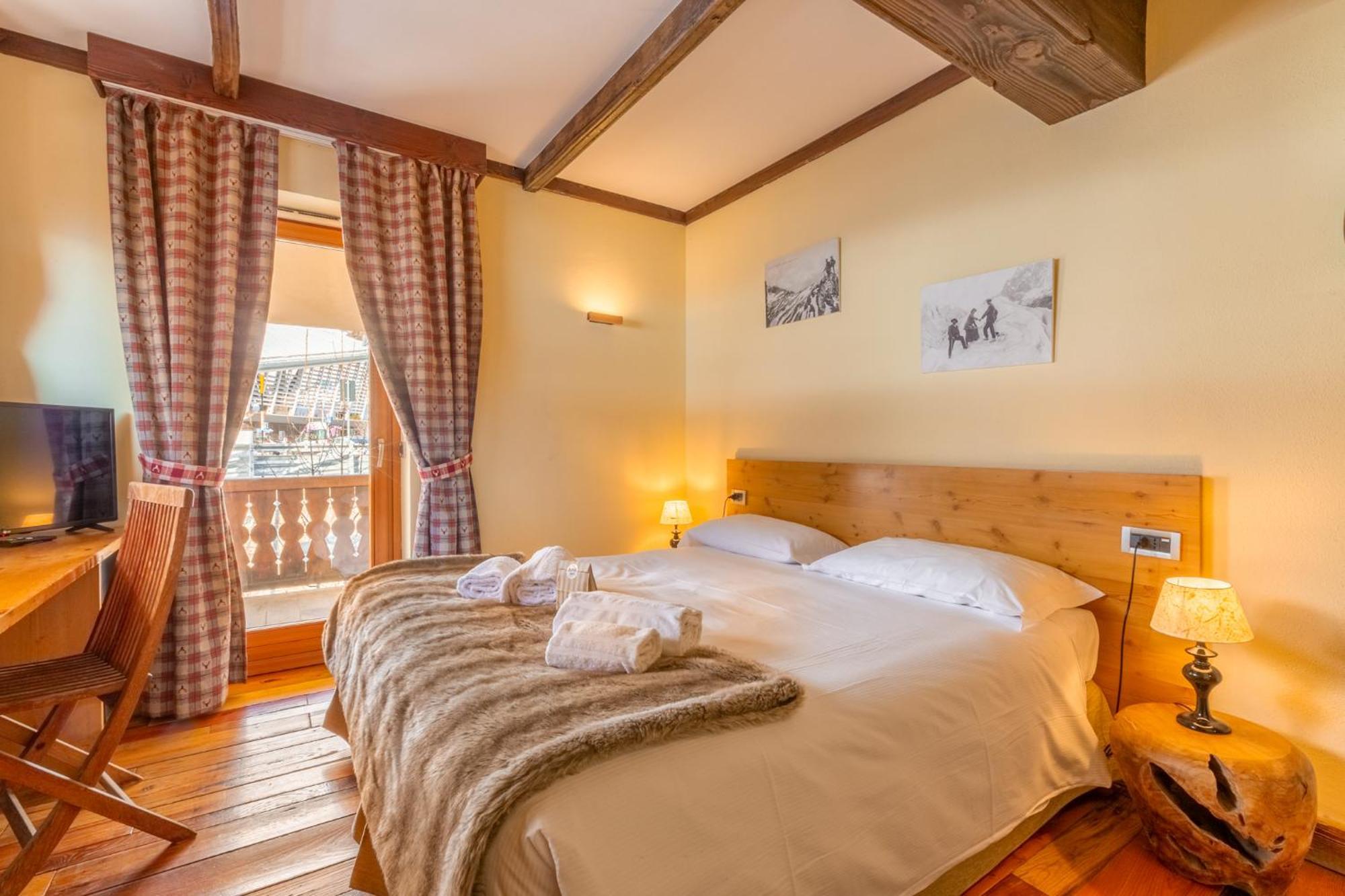 Shatush Hotel Courmayeur Exterior foto